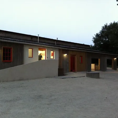 Κάμπινγκ La Ferme Du Marais Poitevin - Roulotte *