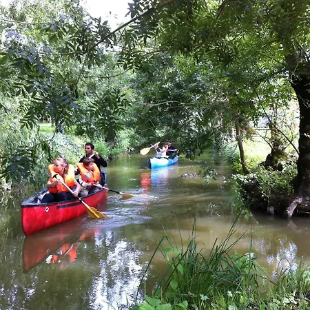 Κάμπινγκ La Ferme Du Marais Poitevin - Roulotte Benet